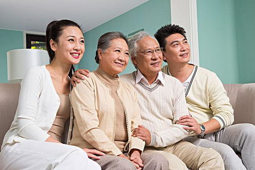 代際扶持與親情邊界 帶娃三年收五千，為何一句“辛苦費”刺痛兩家心？